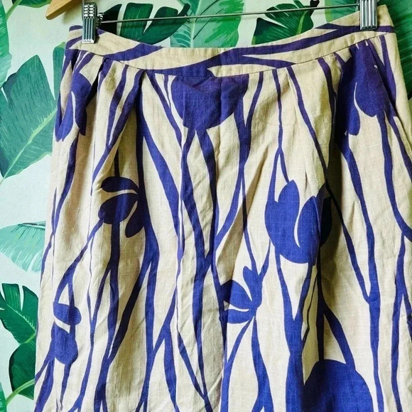 Attention Floral Tulip Print Pencil Skirt Size 8 purple tan - Picture 3 of 4